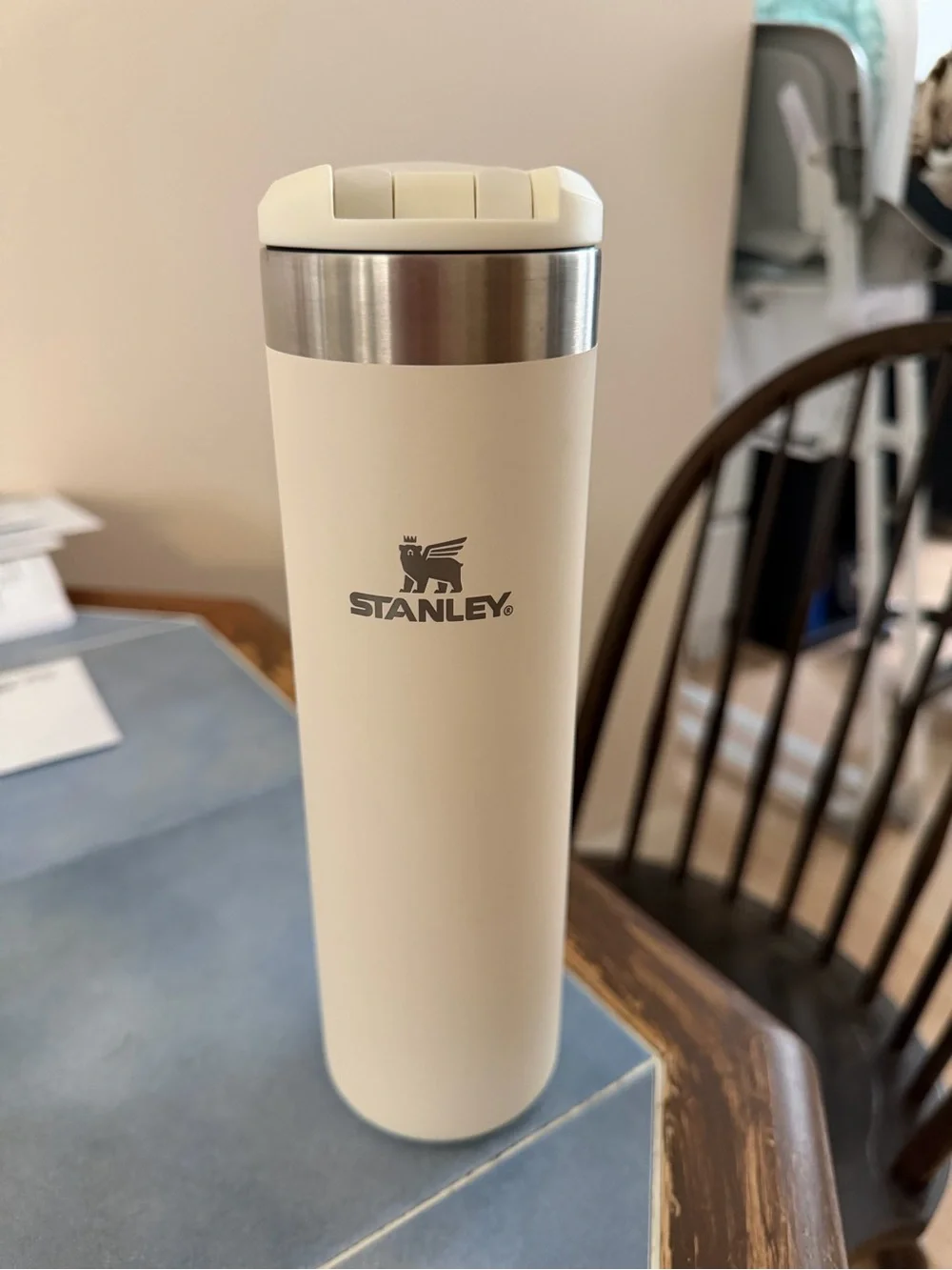 Stanley Cream 20oz Travel Tumbler with Flip Lid - Picture 2 of 3